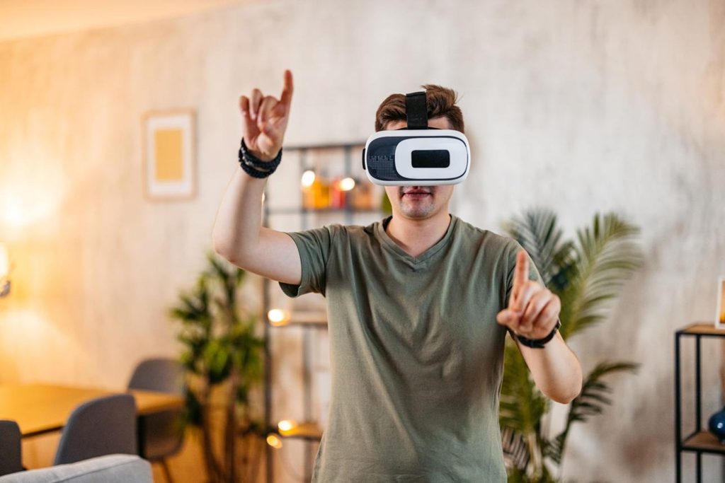 The Metaverse Technology, Benefits, and Future